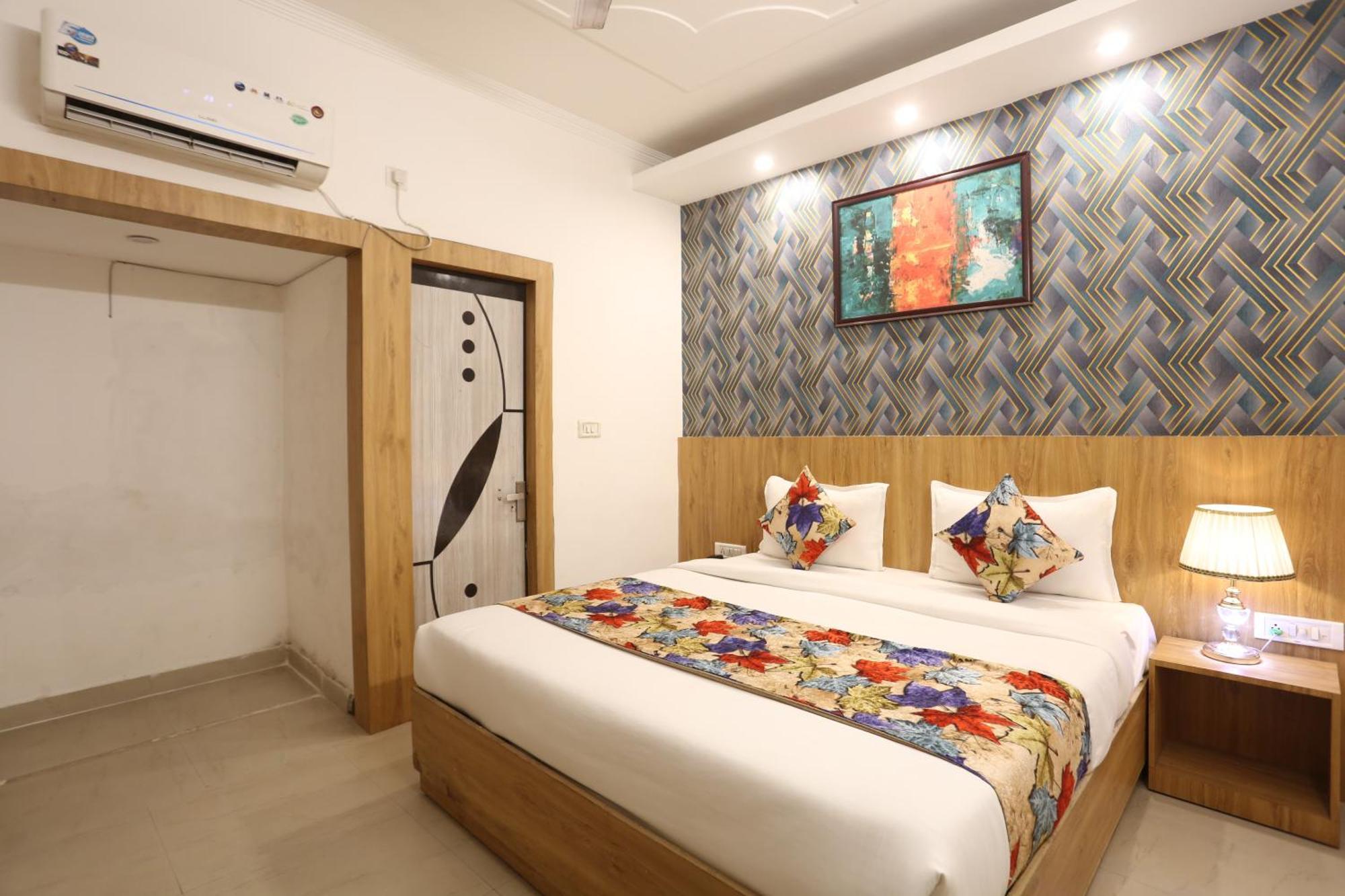 Backpackers - Ink Hotels Delhi Airport By Ss Group New Delhi Eksteriør billede