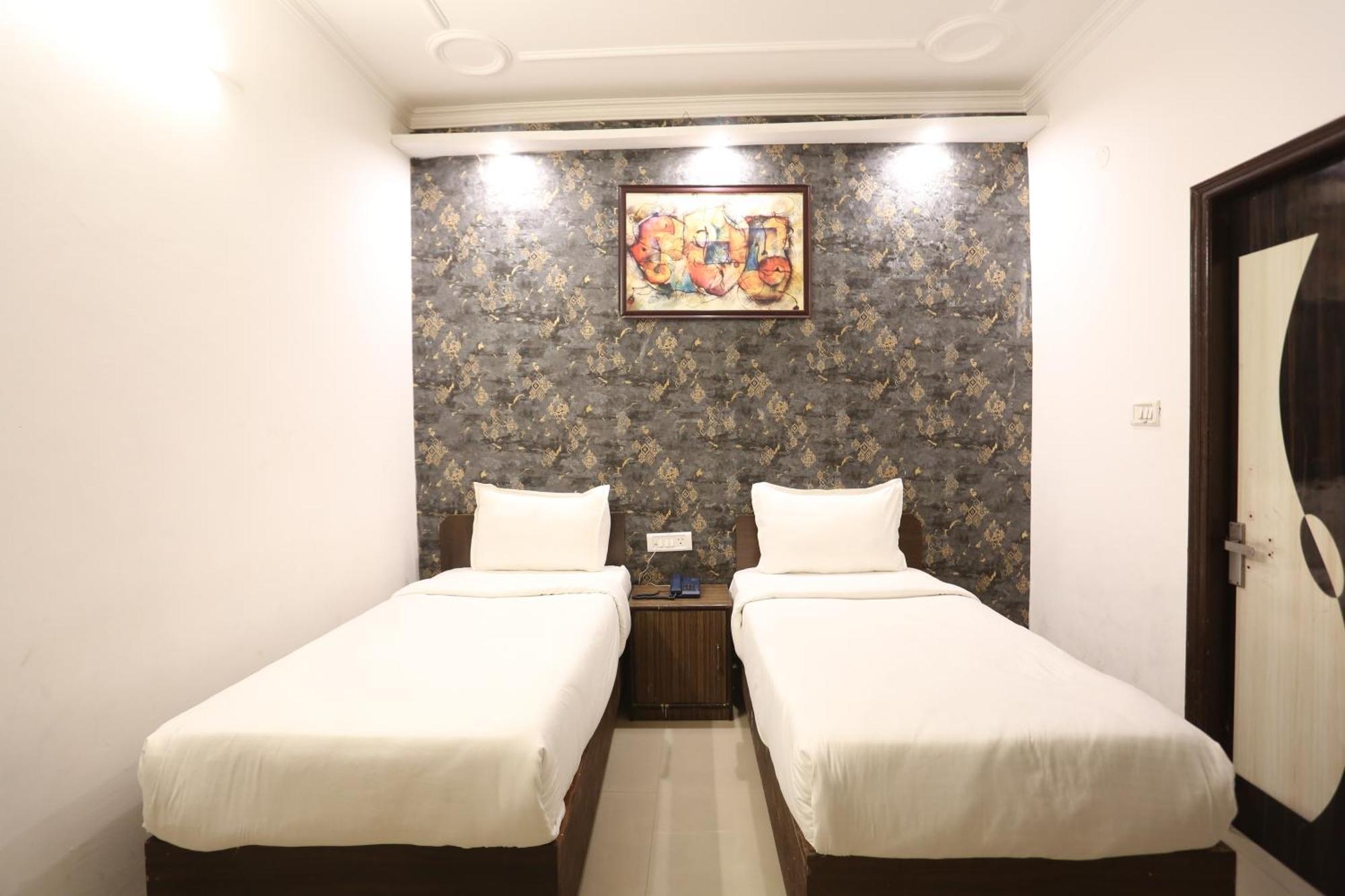 Backpackers - Ink Hotels Delhi Airport By Ss Group New Delhi Eksteriør billede