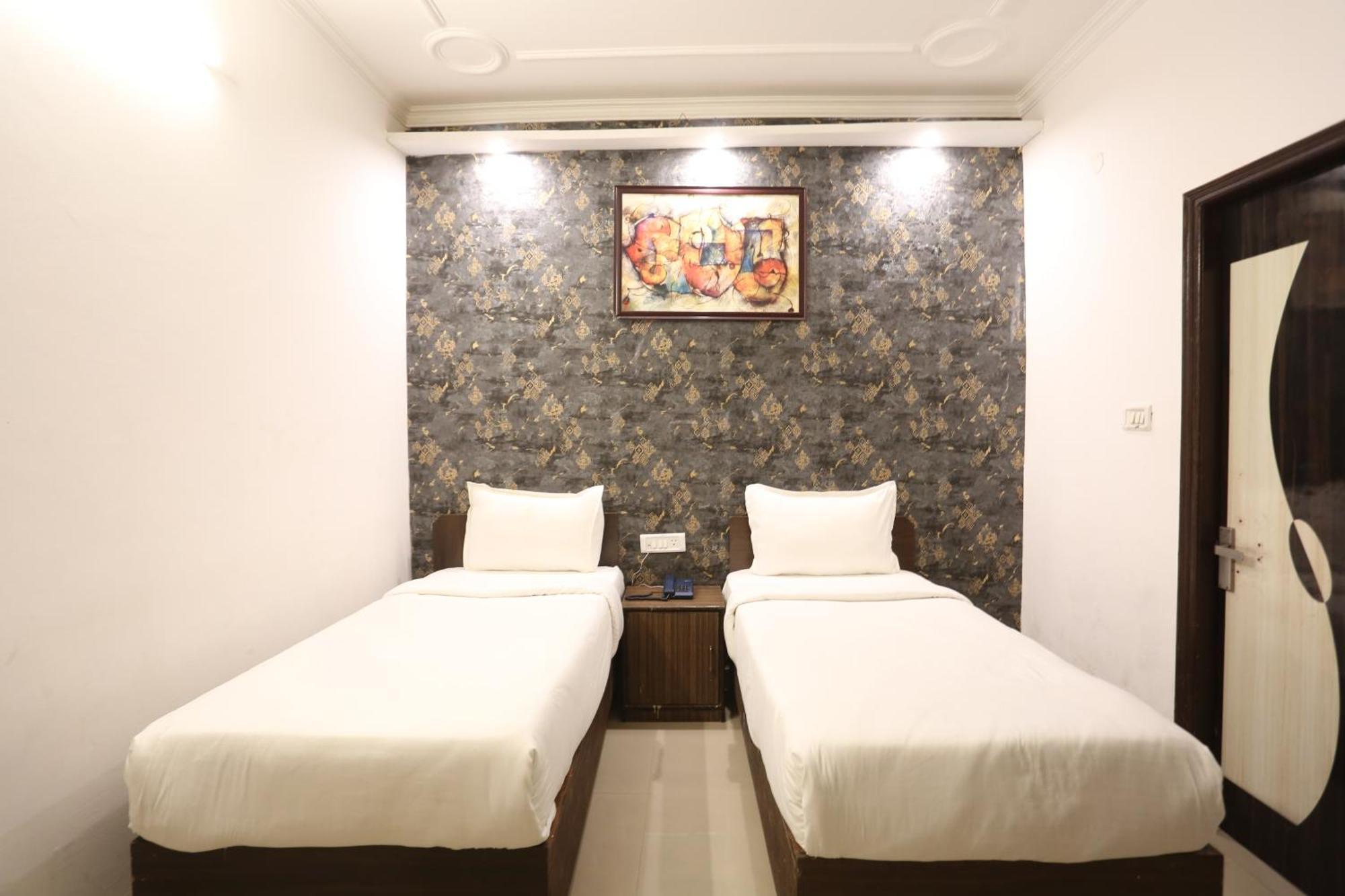 Backpackers - Ink Hotels Delhi Airport By Ss Group New Delhi Eksteriør billede
