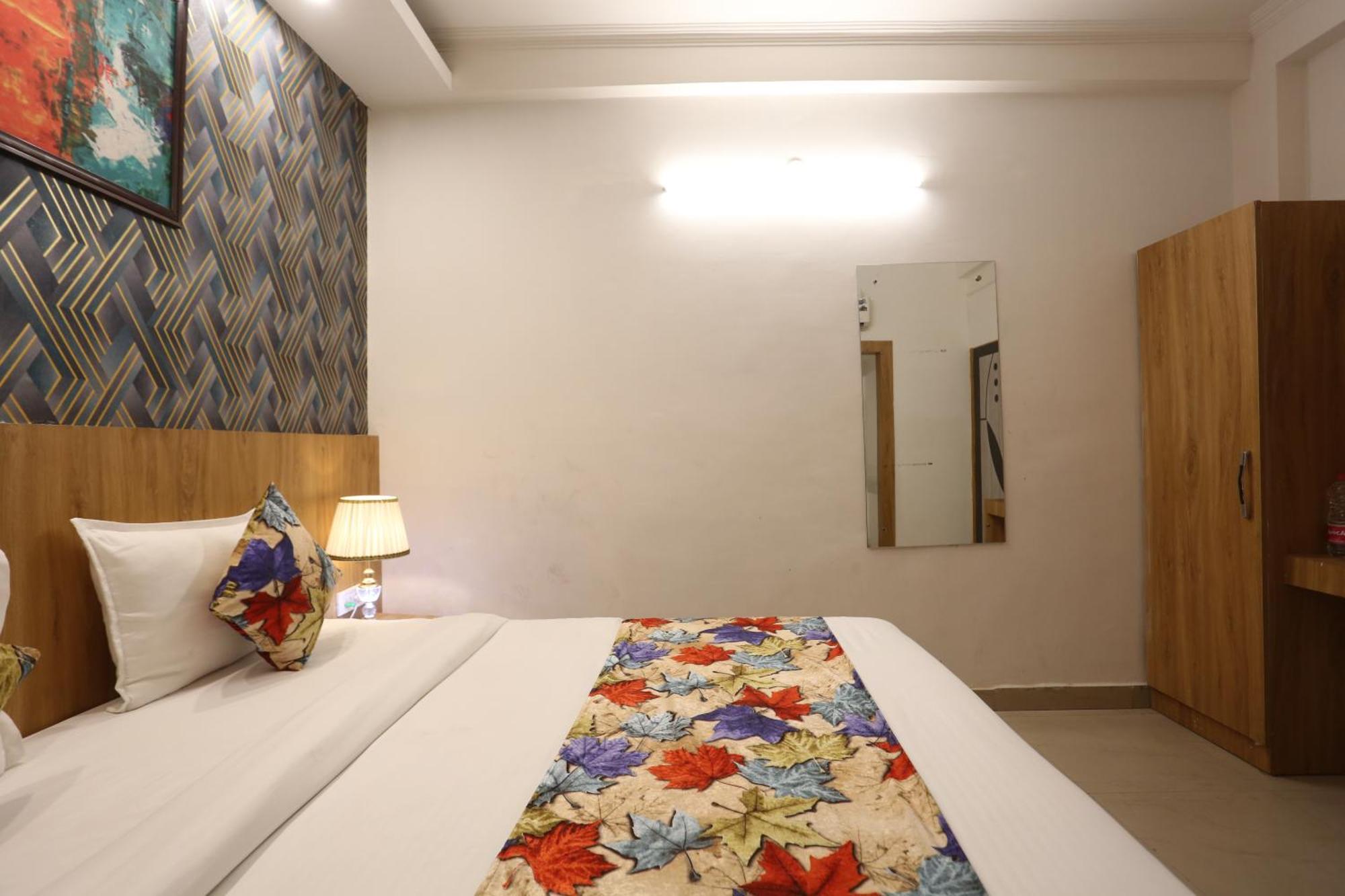 Backpackers - Ink Hotels Delhi Airport By Ss Group New Delhi Eksteriør billede