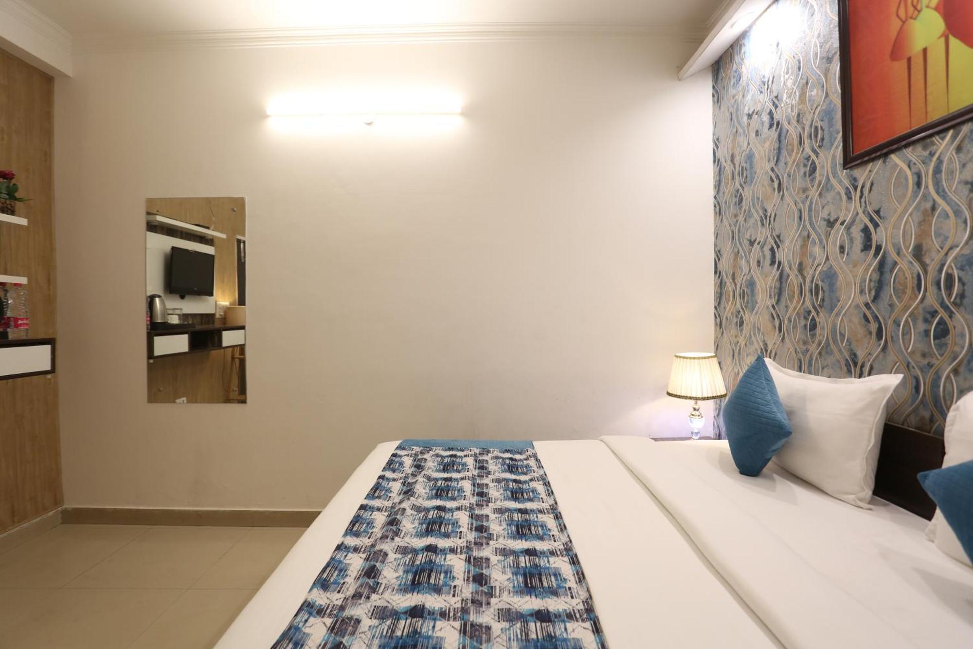 Backpackers - Ink Hotels Delhi Airport By Ss Group New Delhi Eksteriør billede