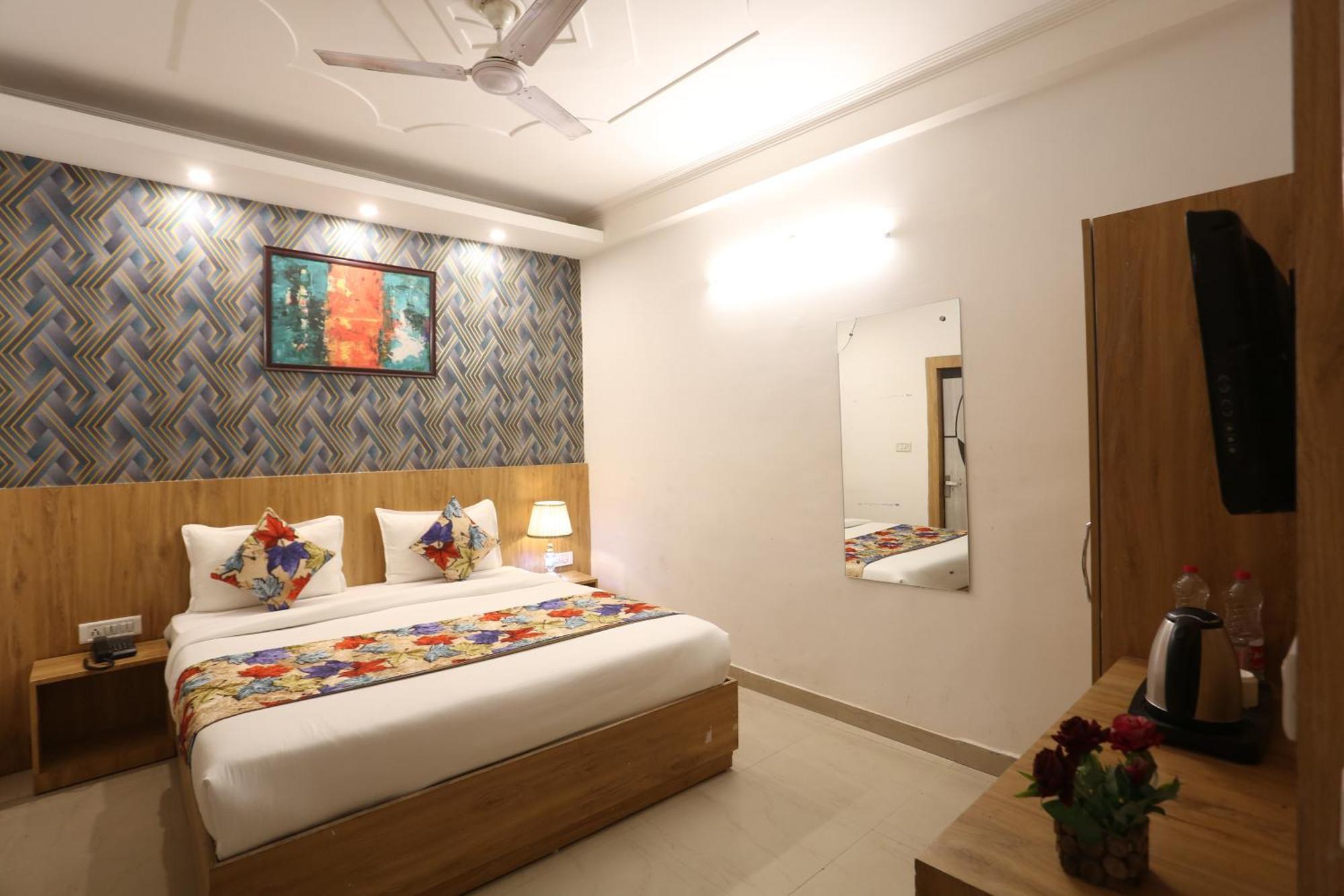 Backpackers - Ink Hotels Delhi Airport By Ss Group New Delhi Eksteriør billede
