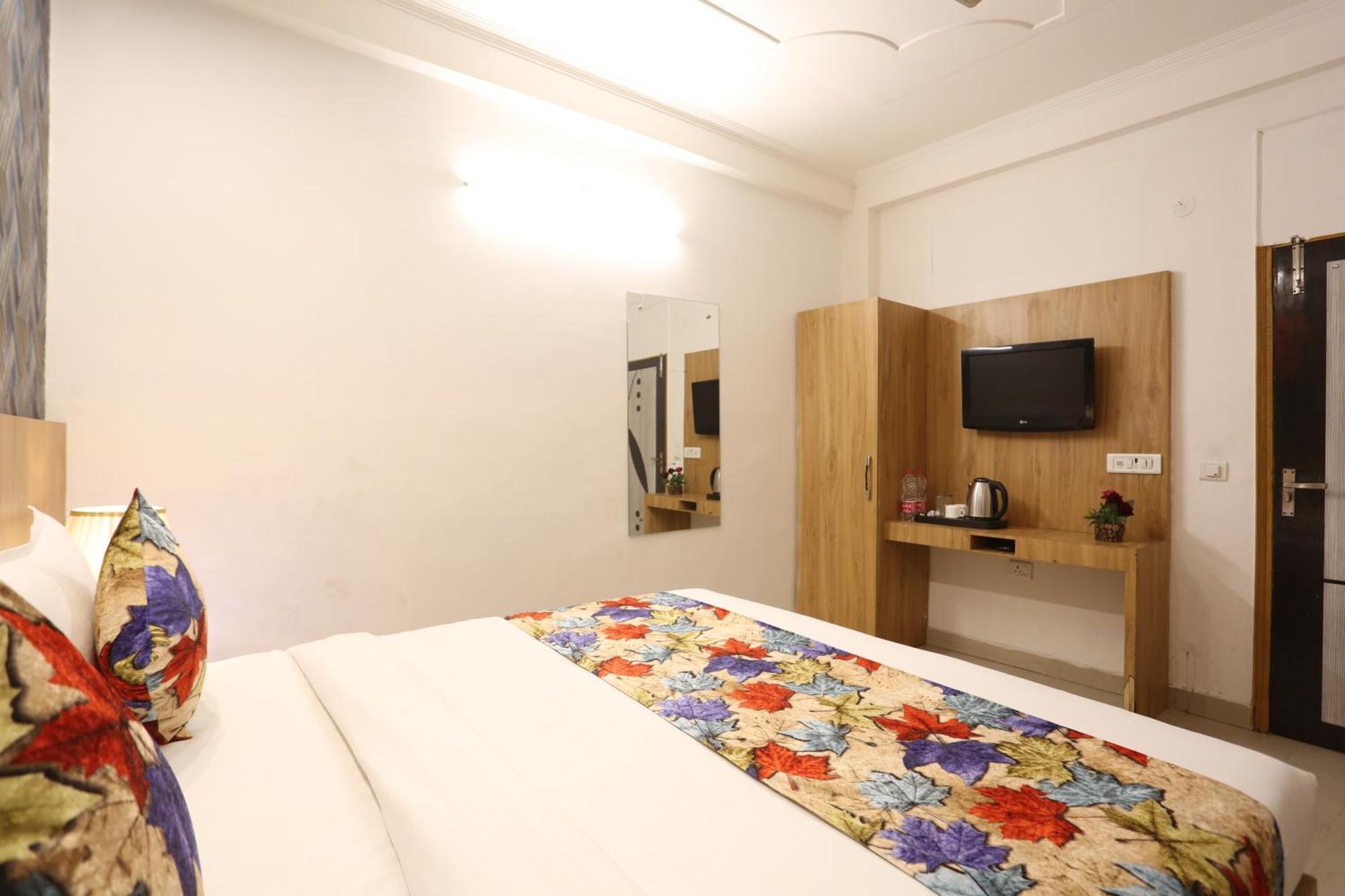 Backpackers - Ink Hotels Delhi Airport By Ss Group New Delhi Eksteriør billede