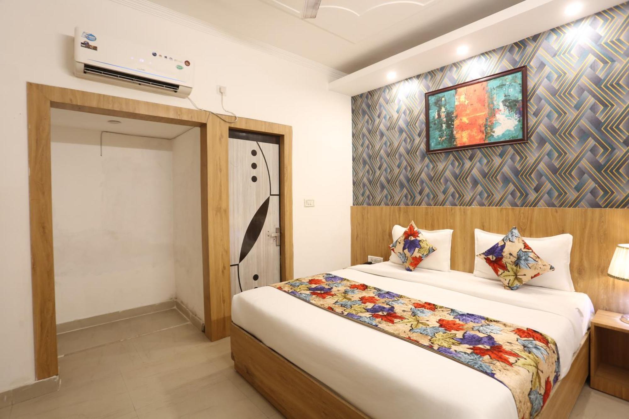 Backpackers - Ink Hotels Delhi Airport By Ss Group New Delhi Eksteriør billede