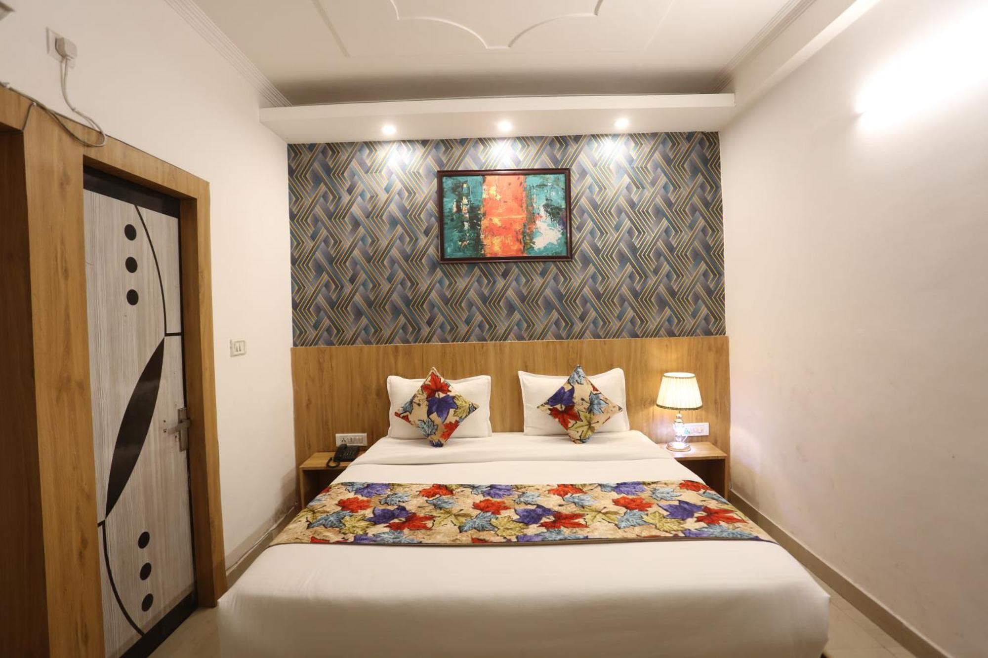 Backpackers - Ink Hotels Delhi Airport By Ss Group New Delhi Eksteriør billede